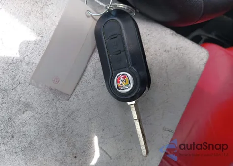 2012 Fiat 500 Abarth из США, поврежденный, VIN 3C3CFFFH6CT351907